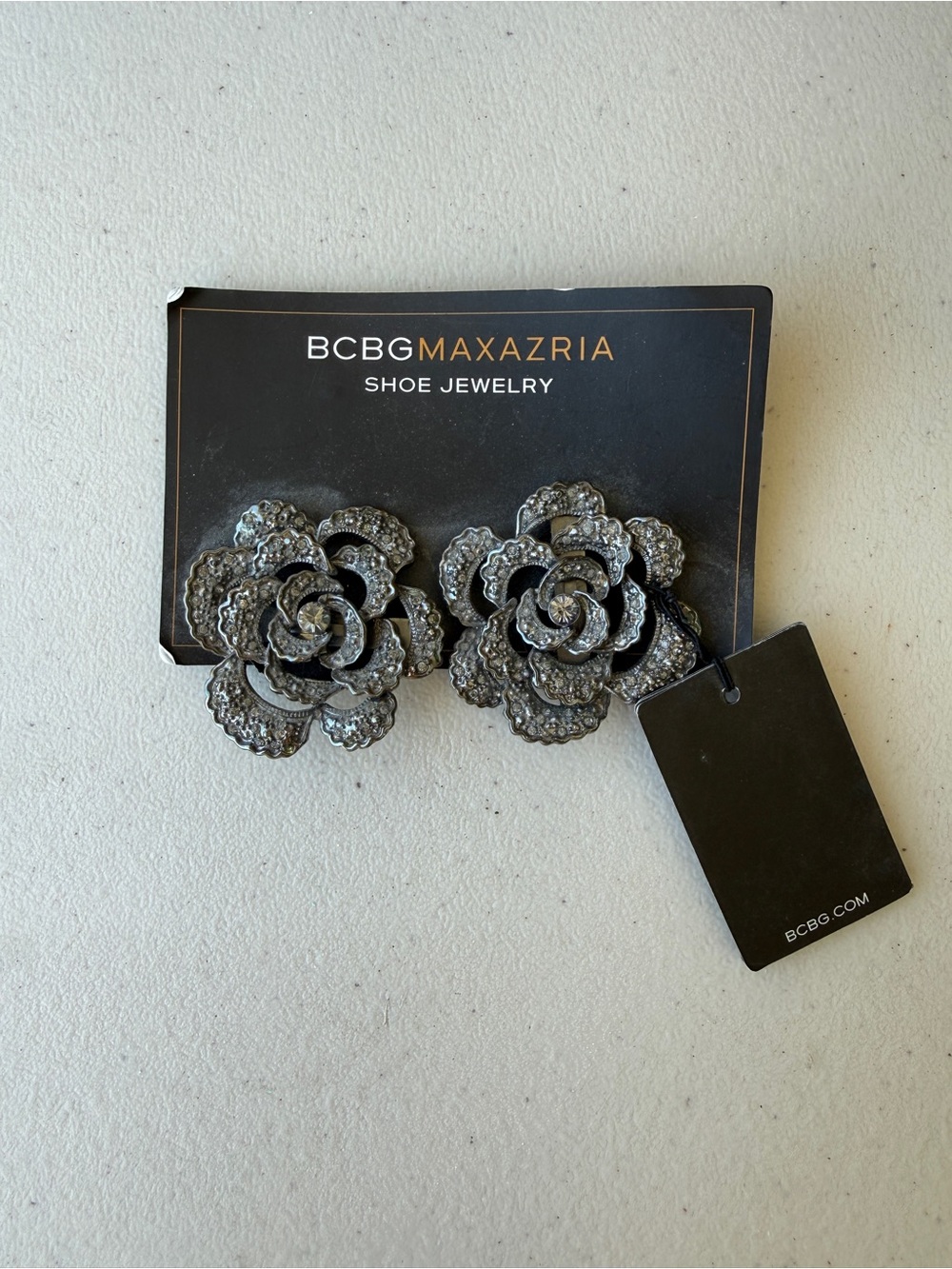 BCBGMaxAzria Gunmetal Floral Shoe Clips